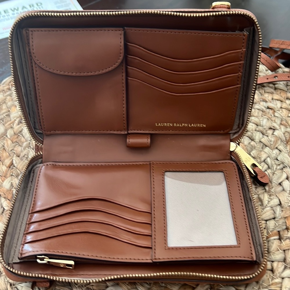 Ralph Lauren  crossbody wallet